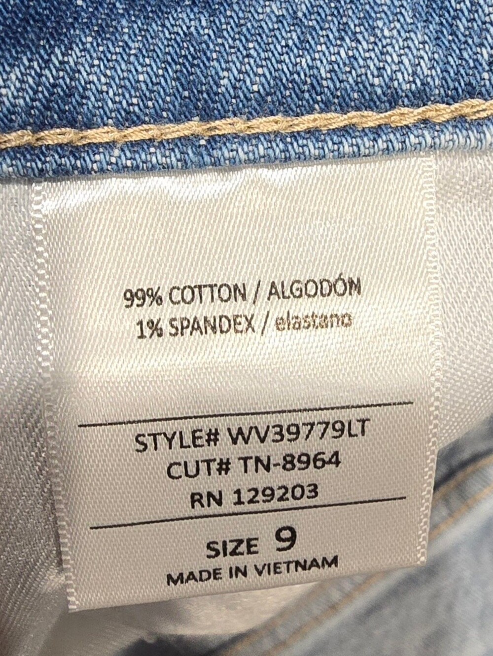Cello High Waisted Flare Style Jeans Size 9 - Picture 8 of 8